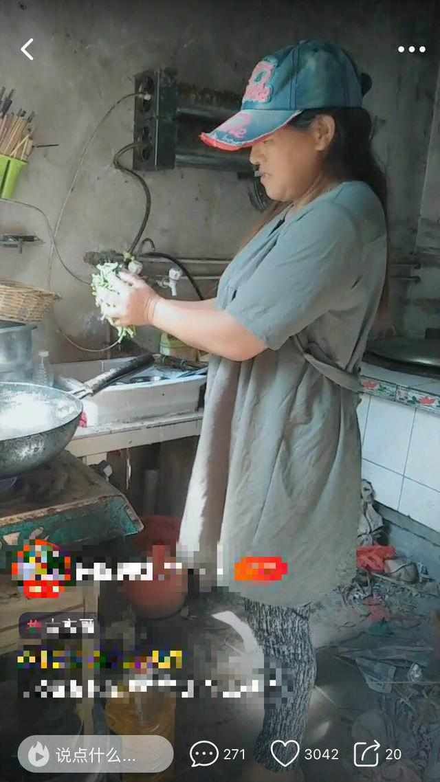 胖嫂365第一期视频，我蹲在灶台边看完了，这哪是教程，分明是过日子